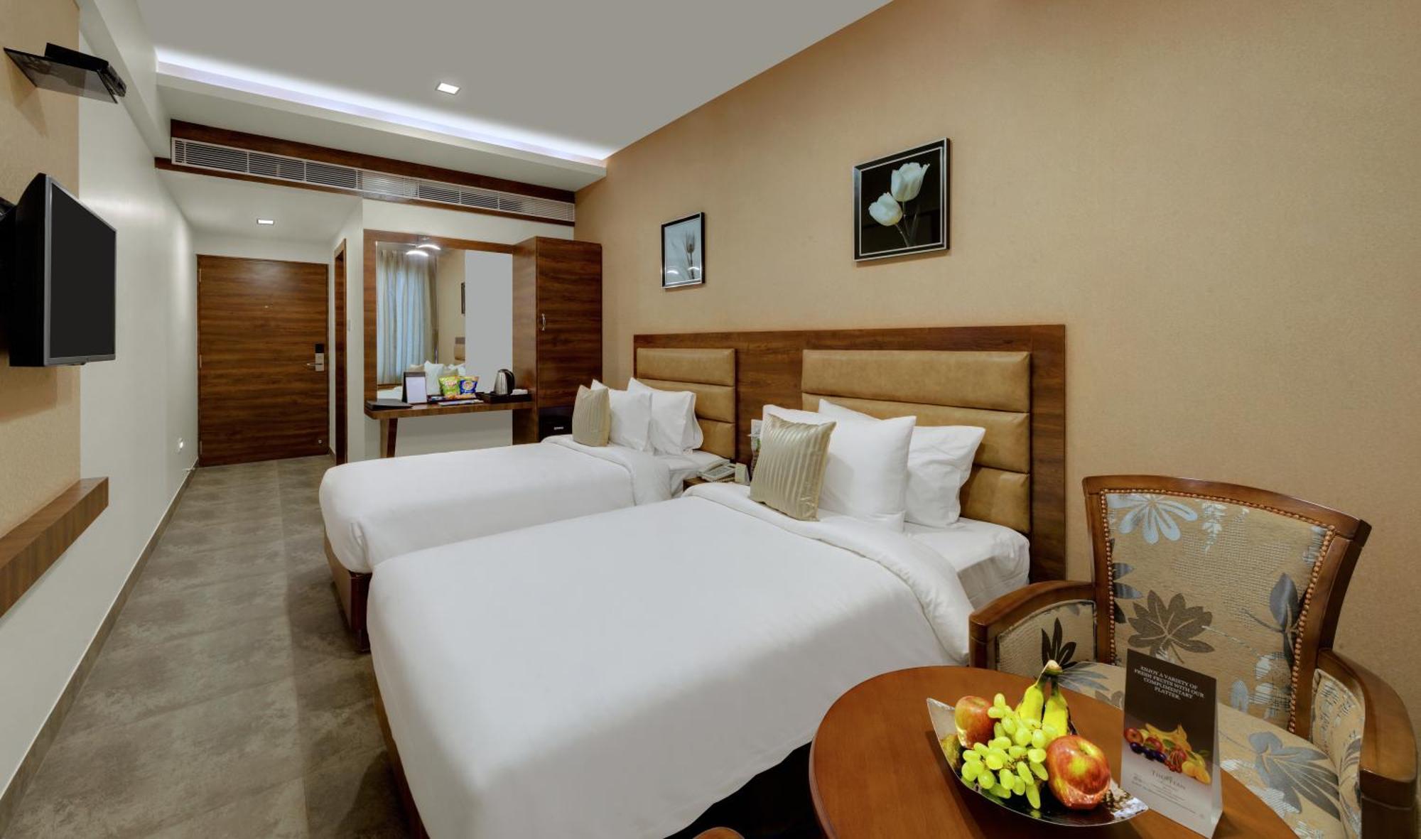 Hotel The Fern Residency, Bhuj Exterior foto